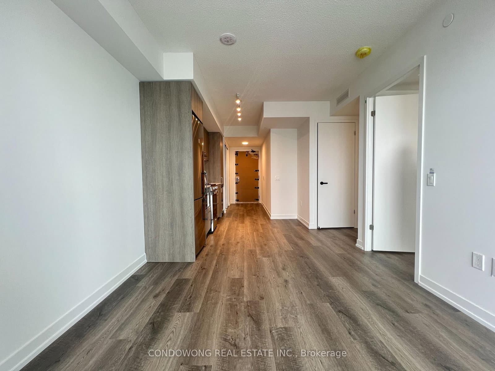 195 Commerce Street, Unit 4001 thumbnail 2