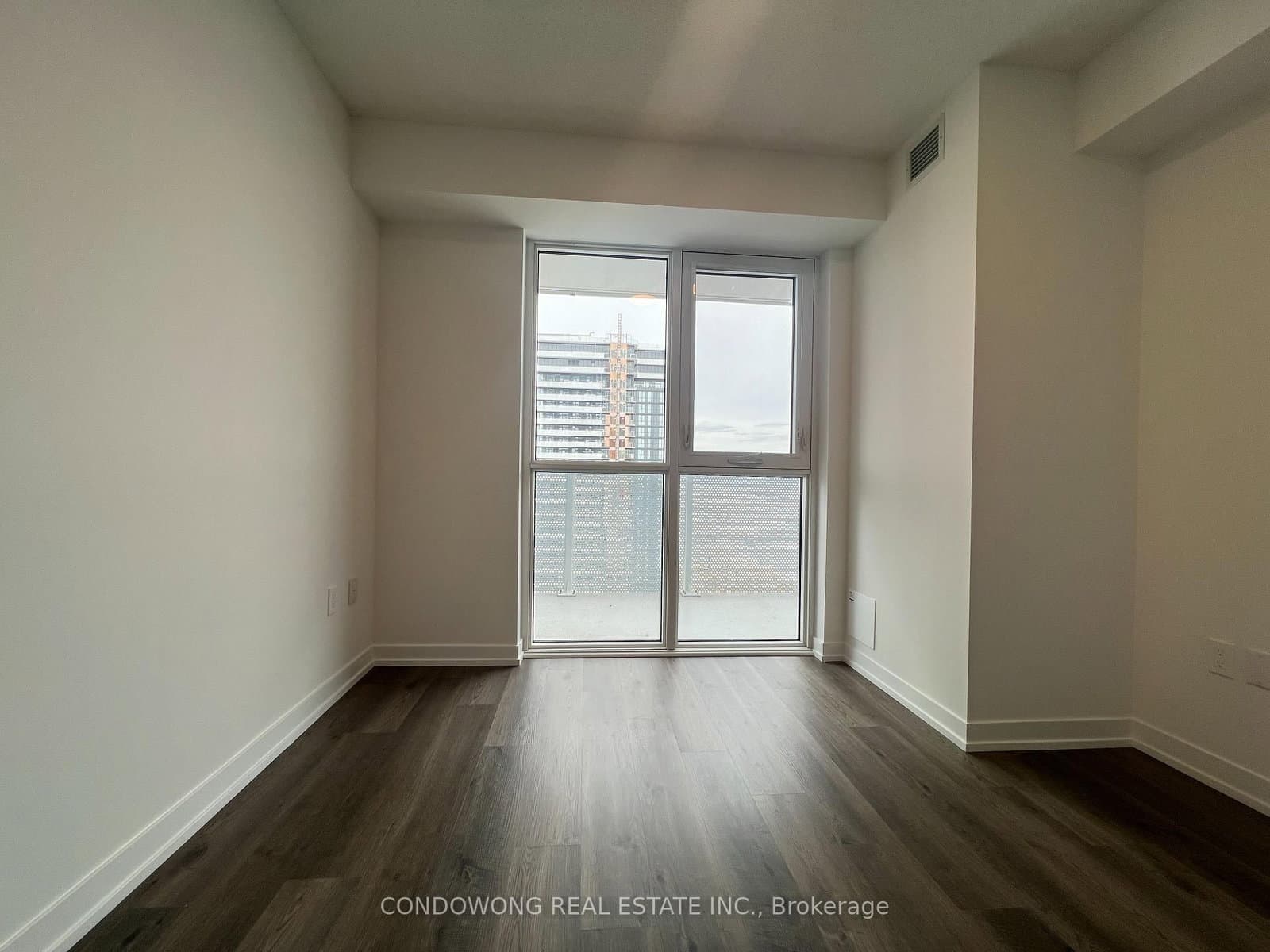 195 Commerce Street, Unit 4001 thumbnail 3