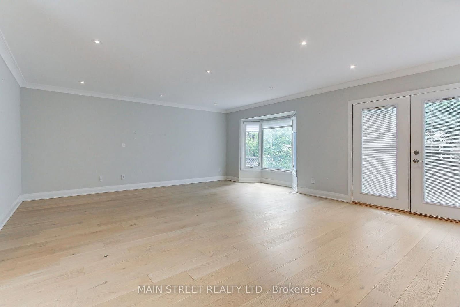 27 Murdock Avenue thumbnail 13