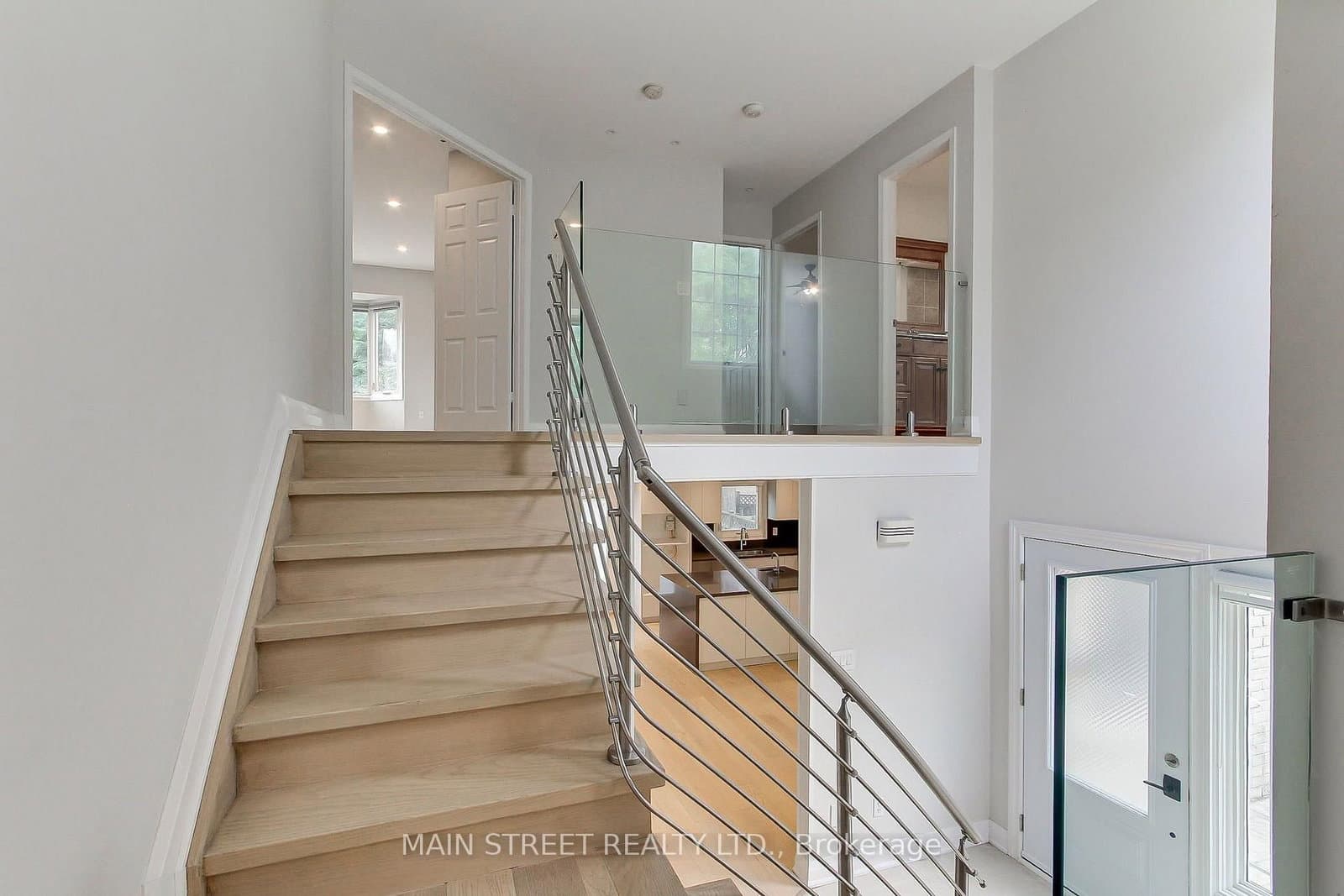 27 Murdock Avenue thumbnail 18