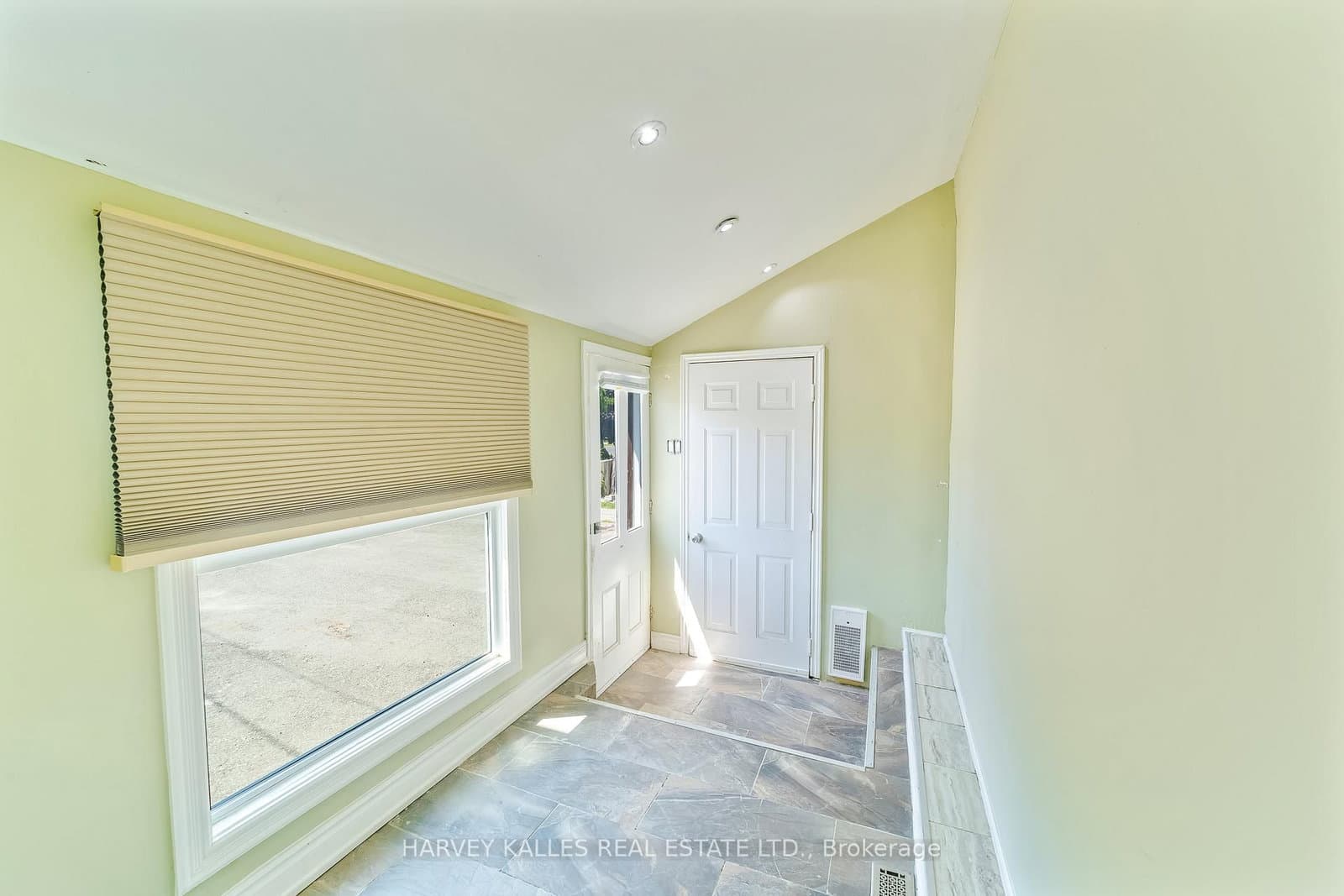 6814 14th Avenue thumbnail 8