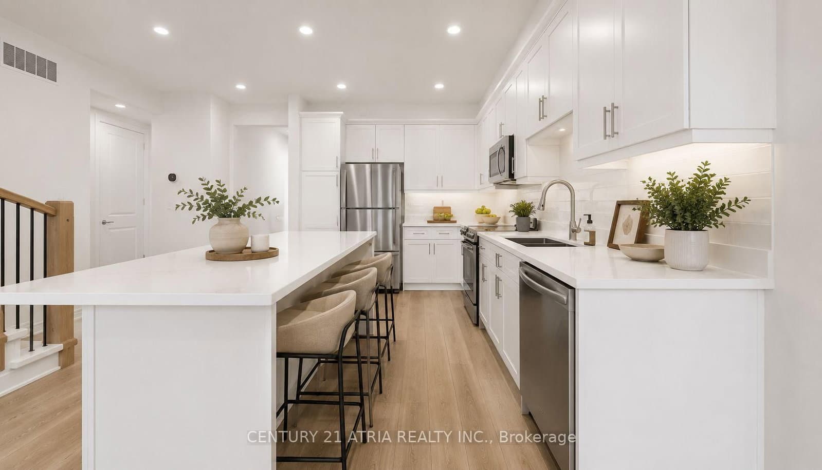 2950 Murphy Place thumbnail 7
