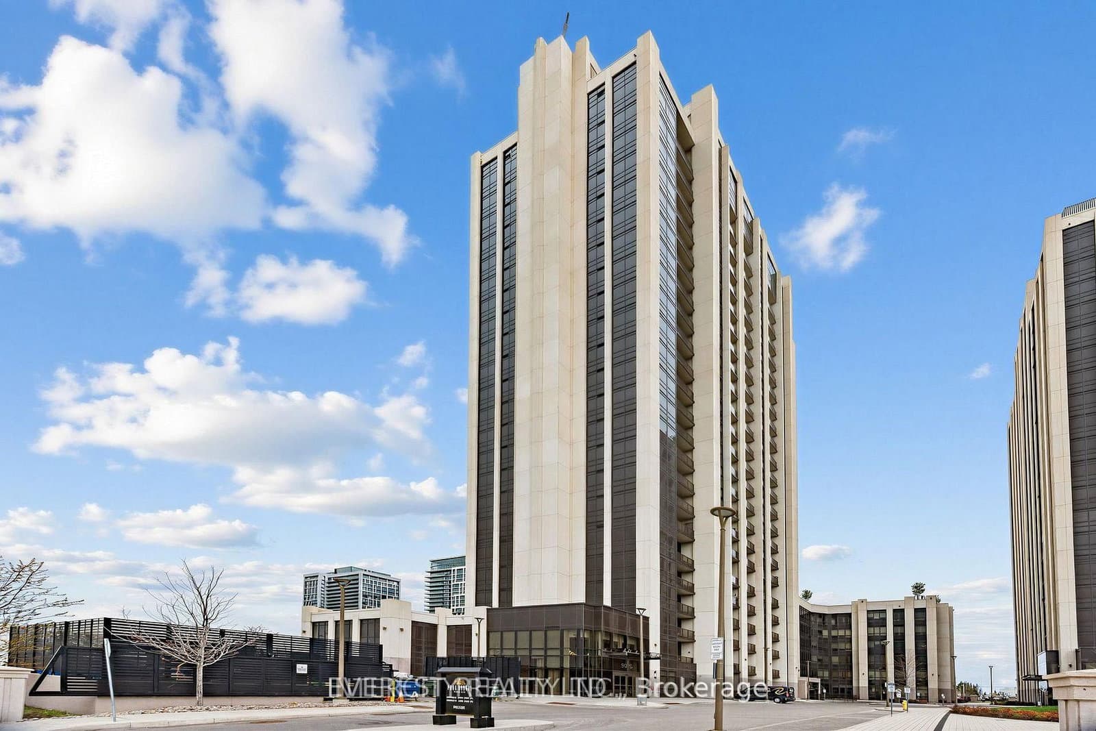 #1706 - 9075 Jane Street
