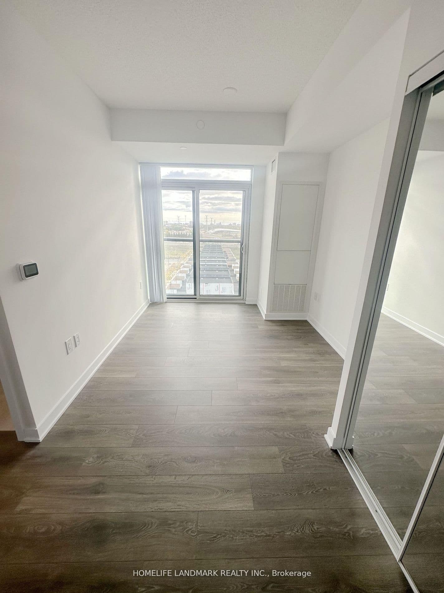 60 Honeycrisp Crescent, Unit 719 thumbnail 5