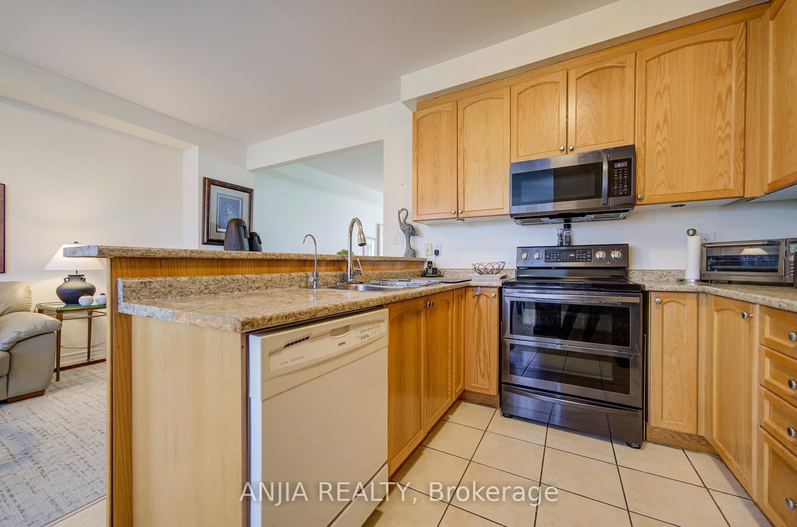 6926 14th Avenue thumbnail 14