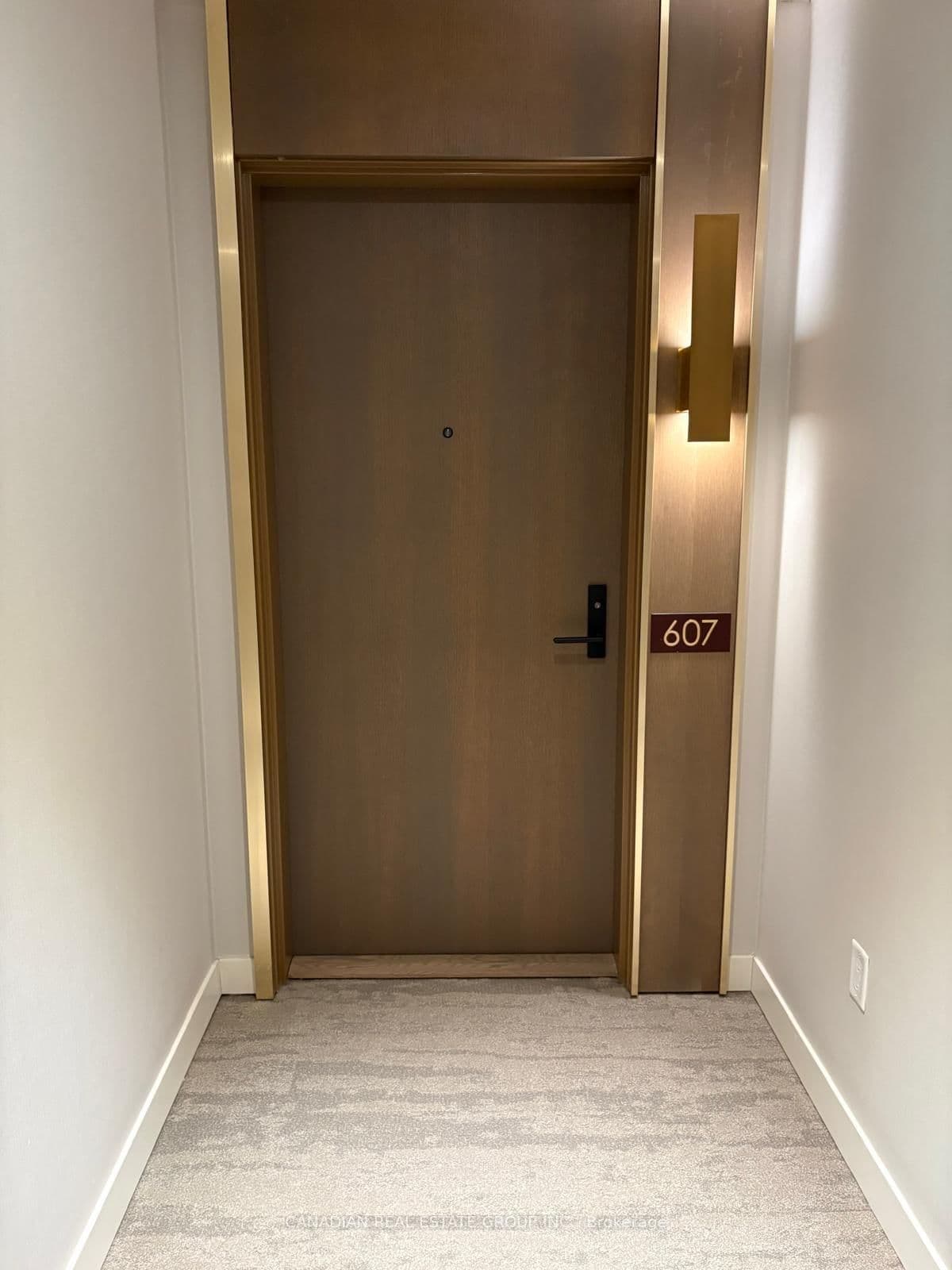9700 Ninth Line, Unit 607 thumbnail 6