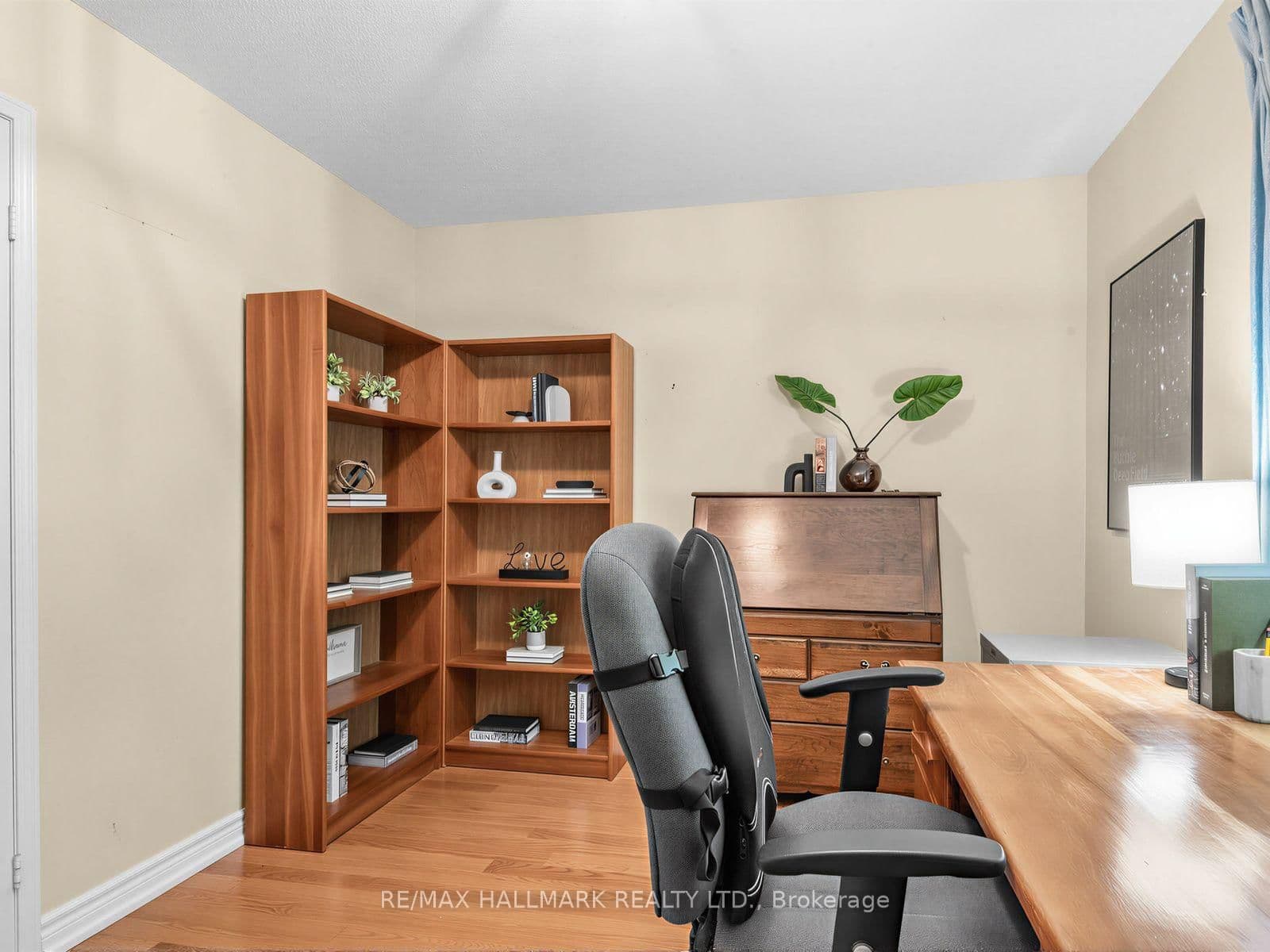 185 Aurora Heights Drive thumbnail 26