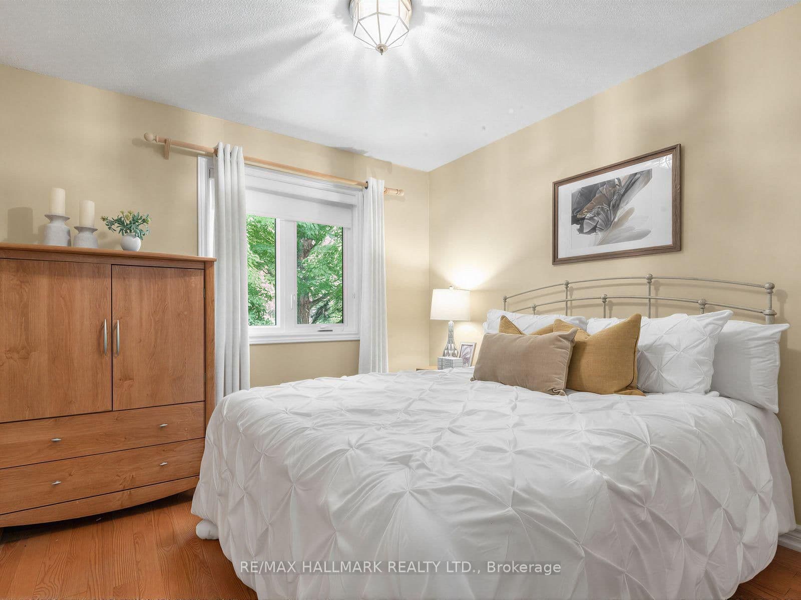 185 Aurora Heights Drive thumbnail 27