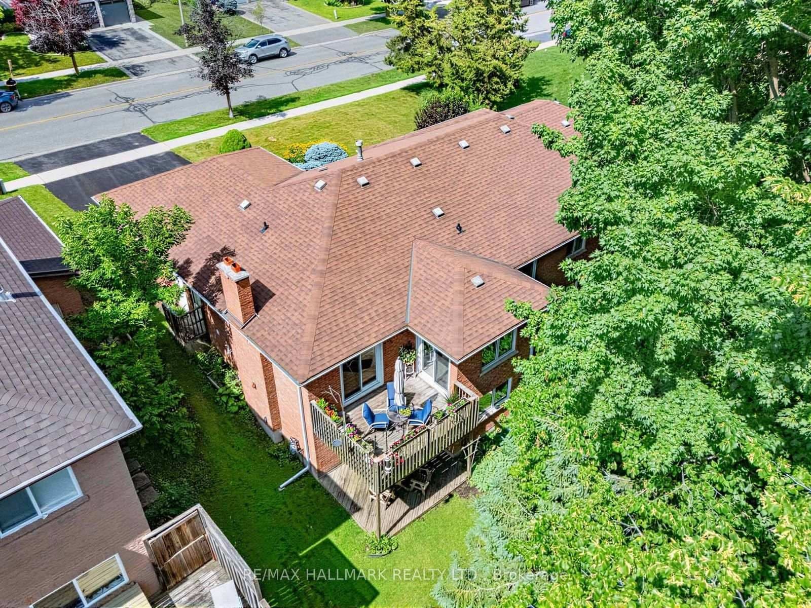 185 Aurora Heights Drive thumbnail 36