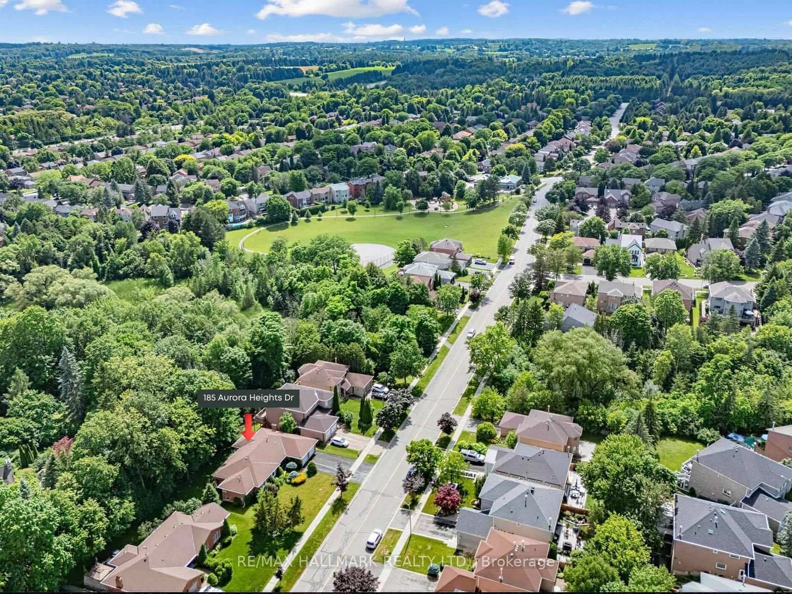 185 Aurora Heights Drive thumbnail 40