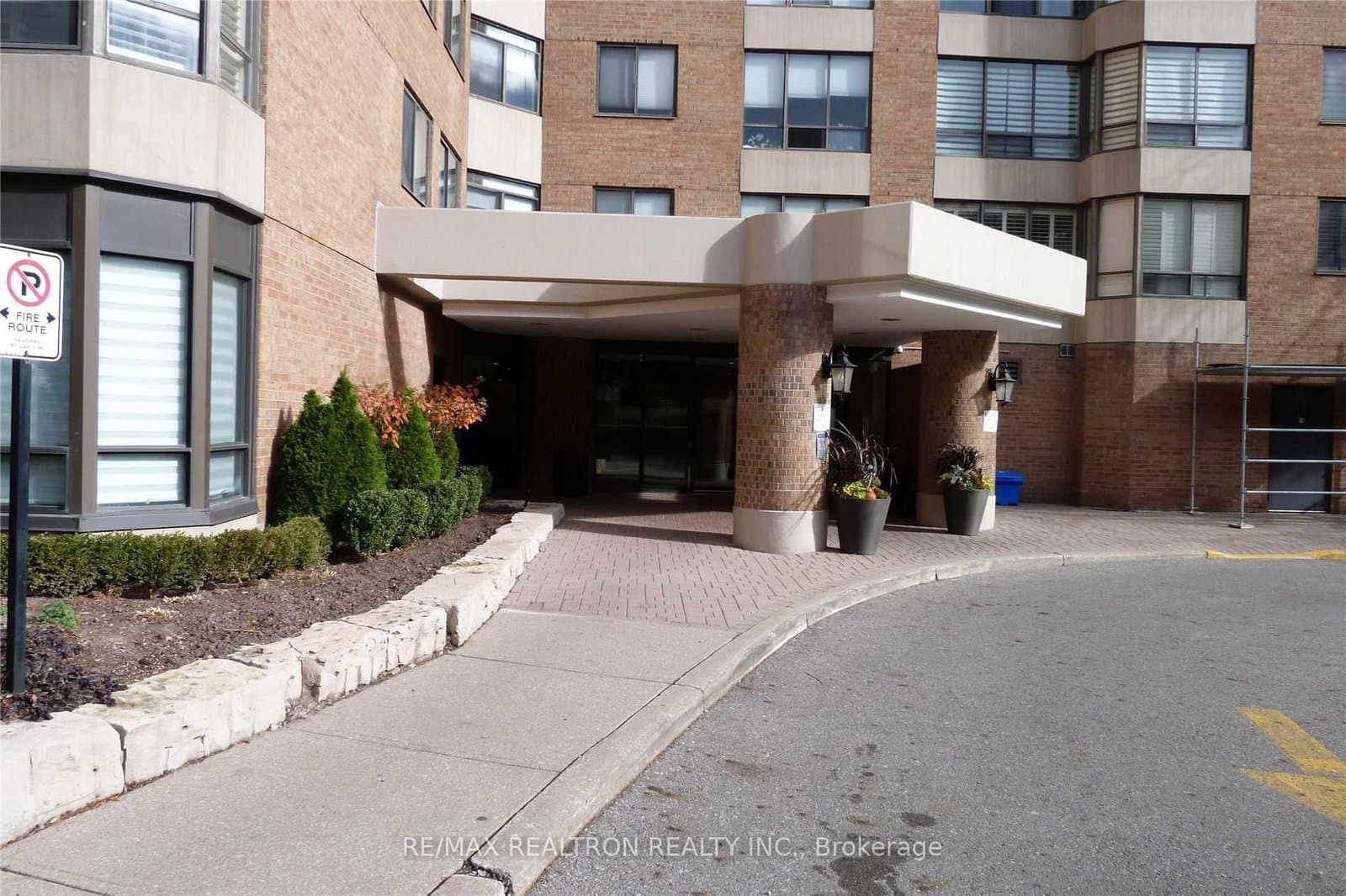 7601 Bathurst Street, Unit 804 thumbnail 2