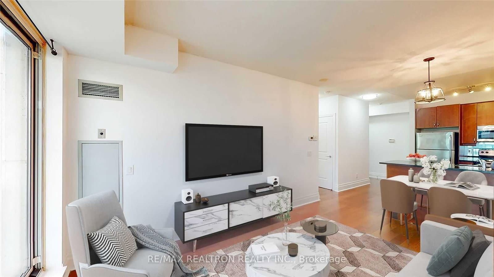 111 Upper Duke Crescent, Unit 701 thumbnail 12