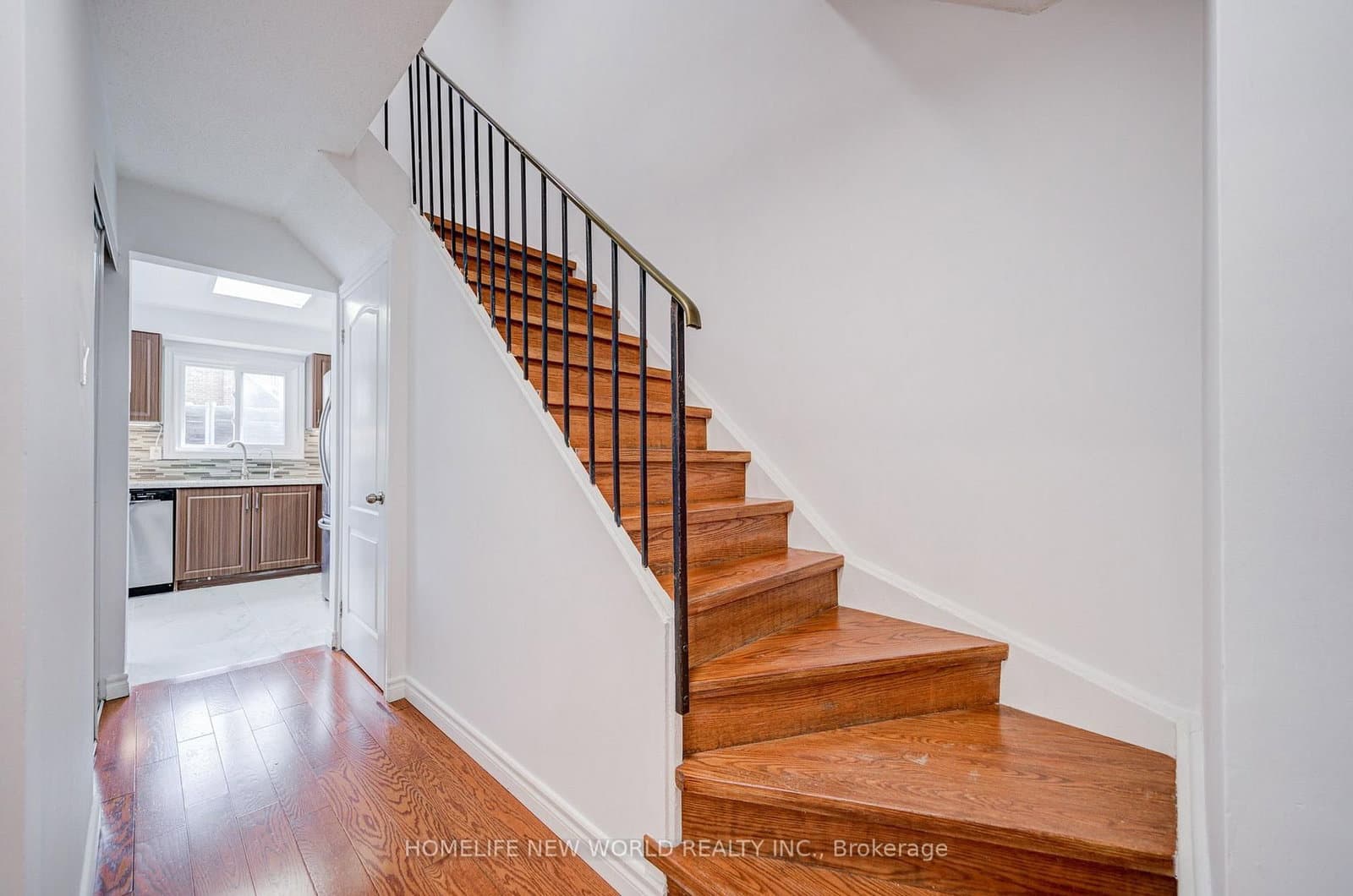 94 Hord Crescent thumbnail 12