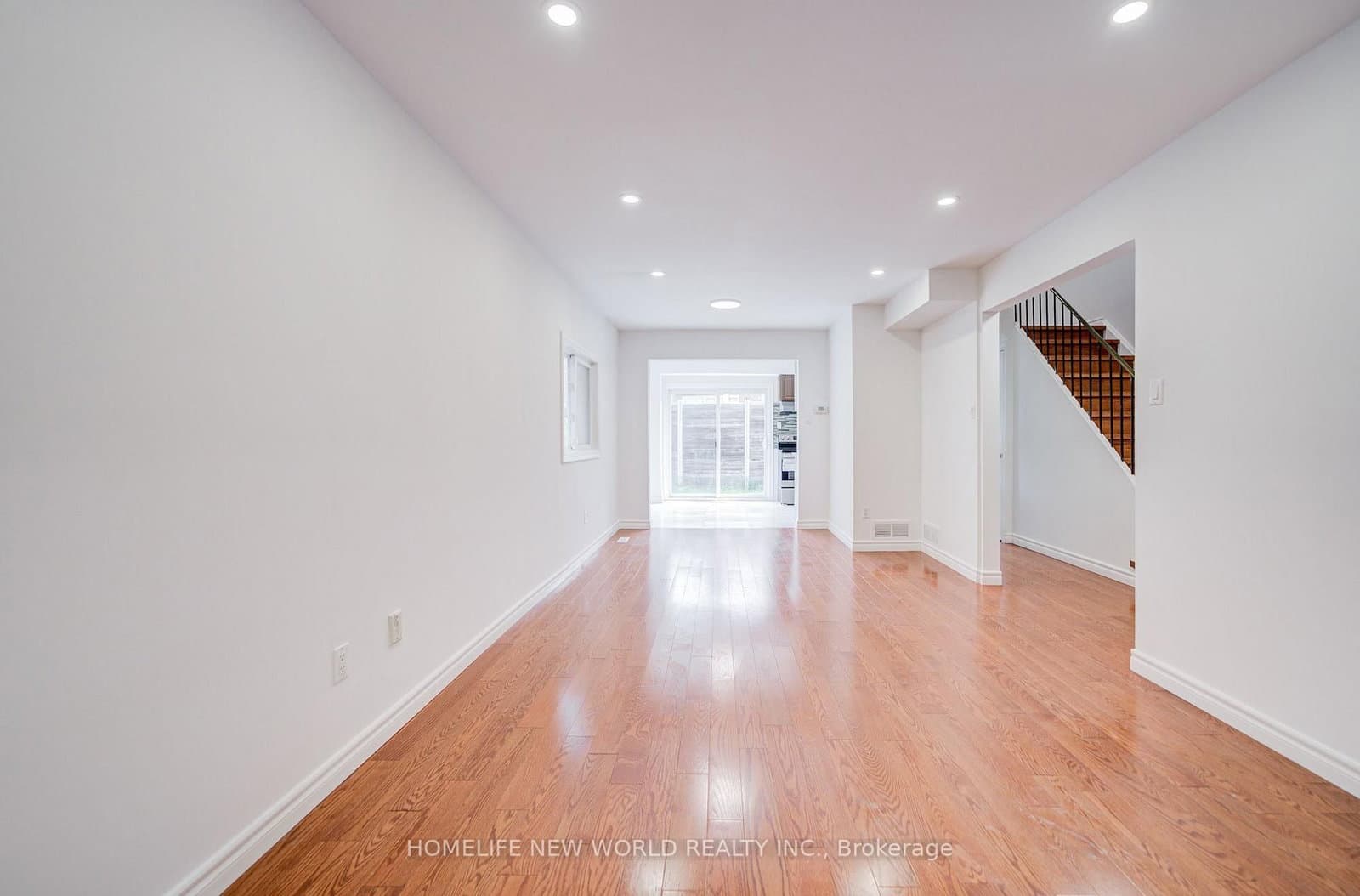 94 Hord Crescent thumbnail 17
