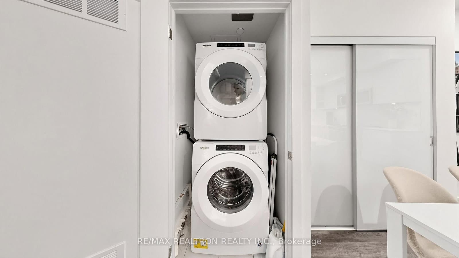 100 Eagle Rock Way, Unit 216 thumbnail 26