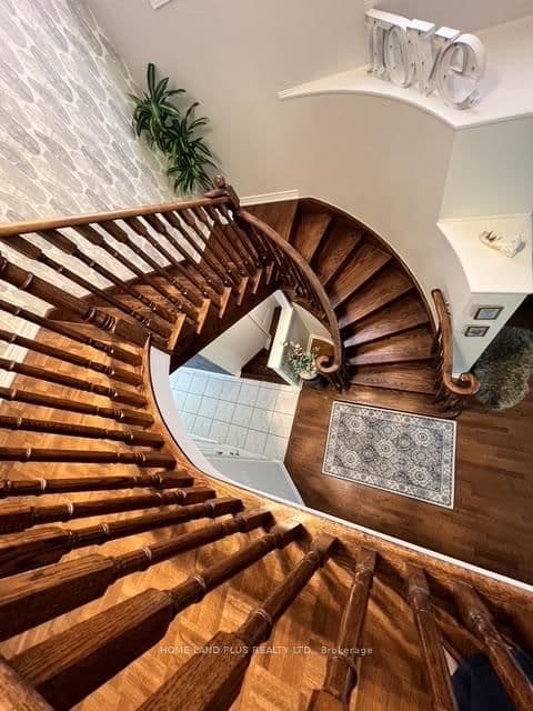 48 Langhorst Crescent thumbnail 14