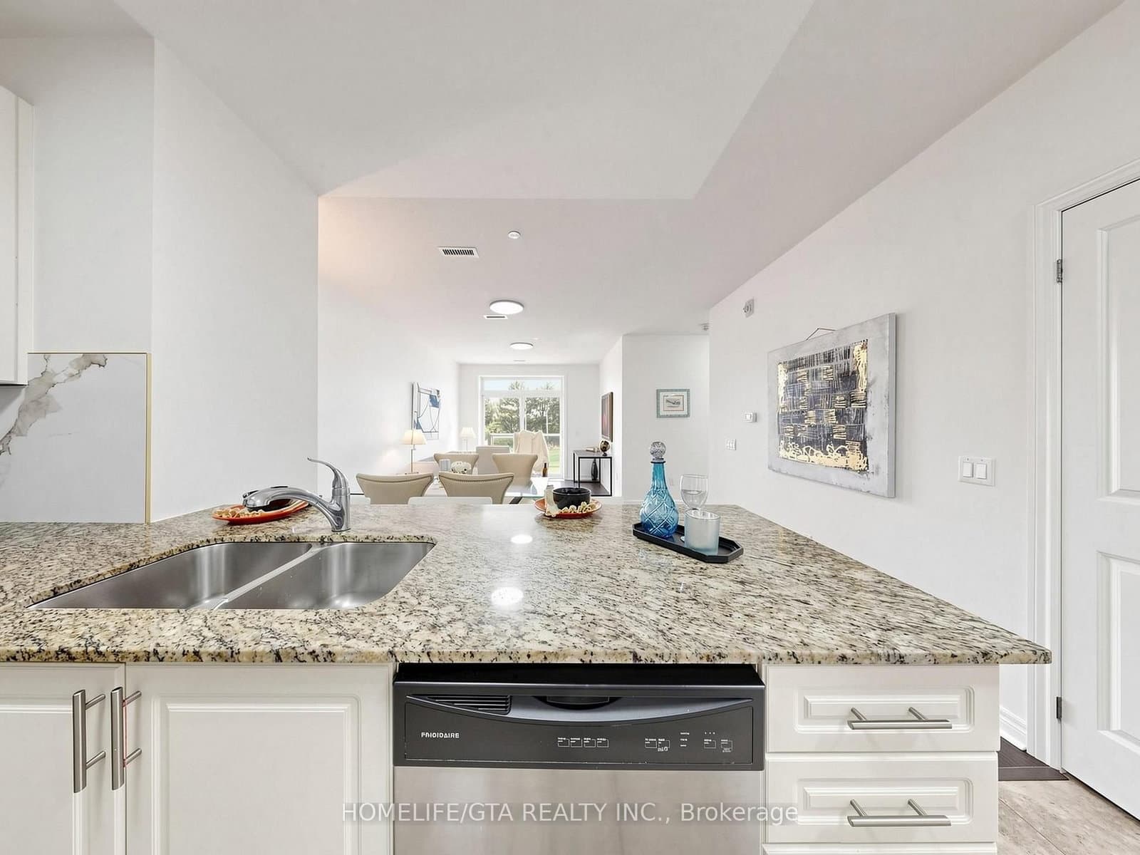 7325 Markham Road, Unit 222 thumbnail 9