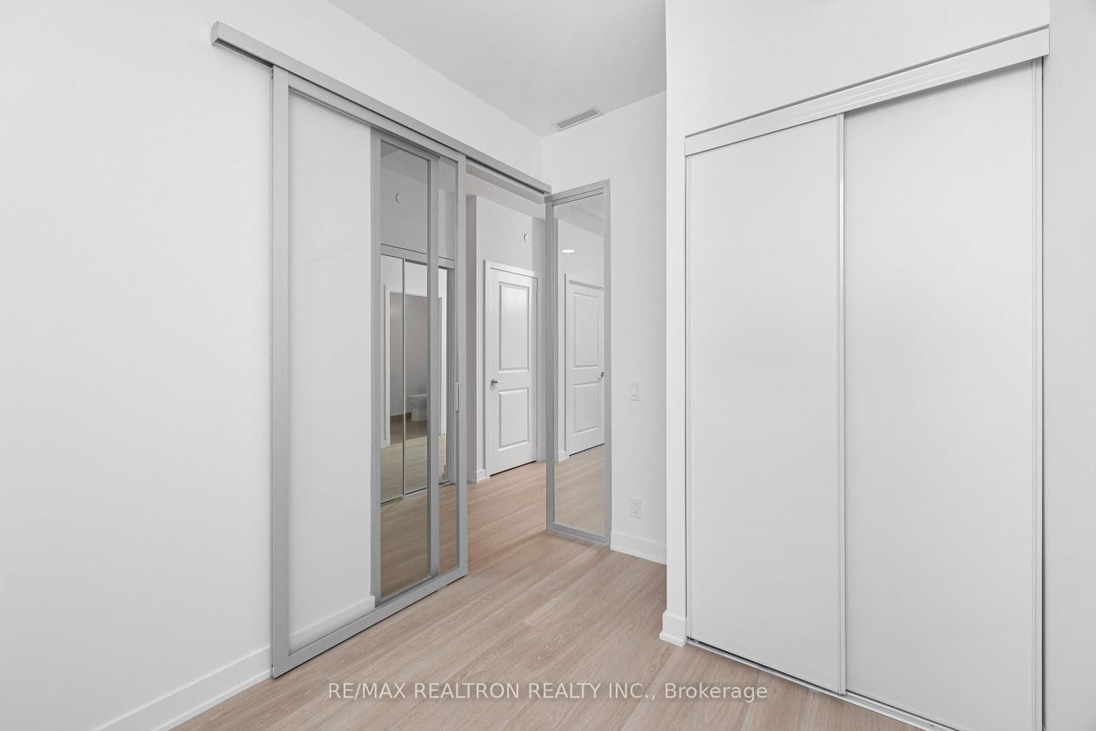30 Upper Mall Way, Unit A620 thumbnail 30
