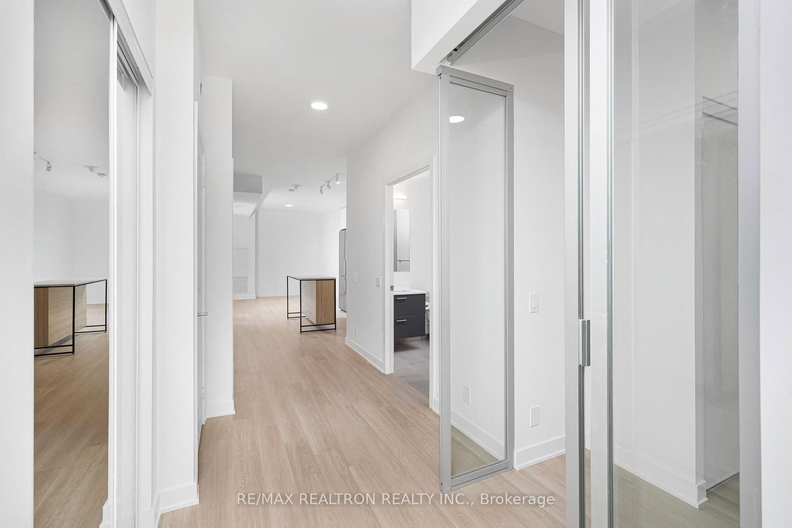 30 Upper Mall Way, Unit A620 thumbnail 5
