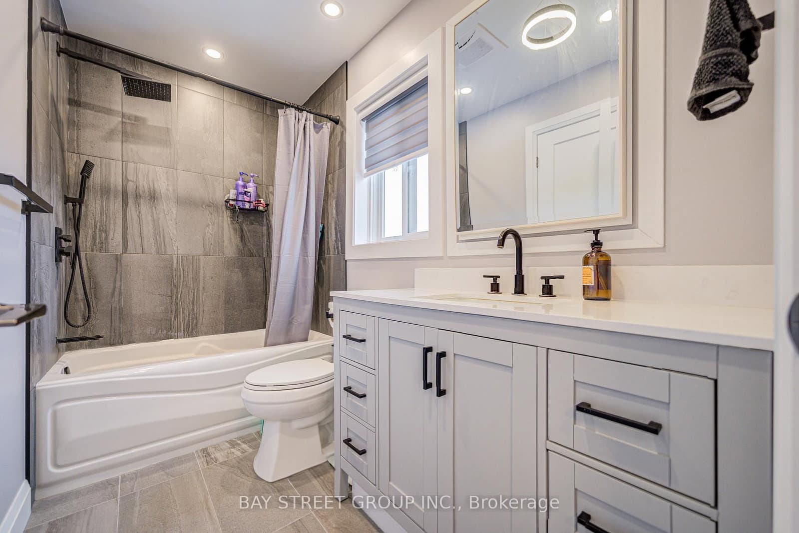 48 Coldstream Crescent thumbnail 29
