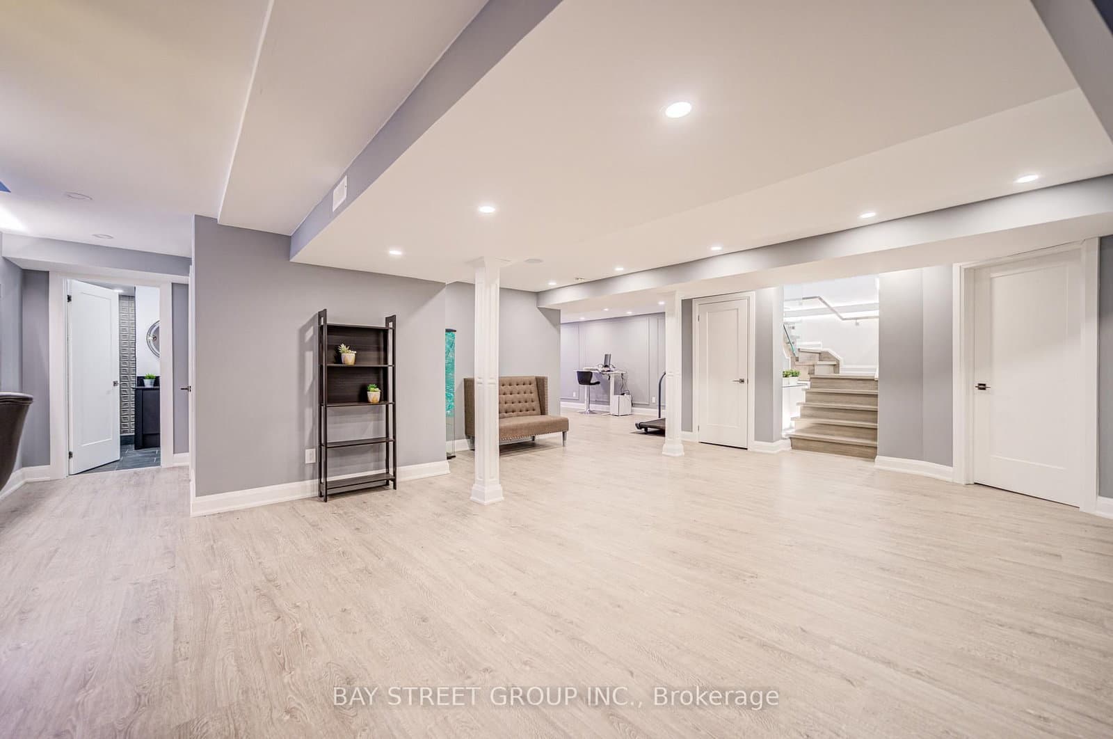 48 Coldstream Crescent thumbnail 37