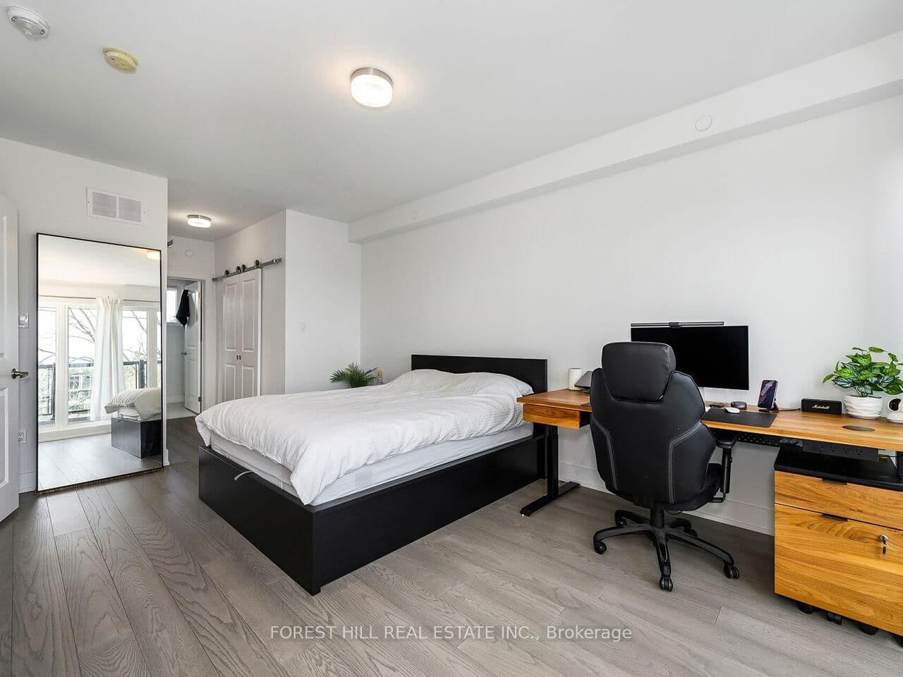 1 Hartman Avenue, Unit 5 thumbnail 22