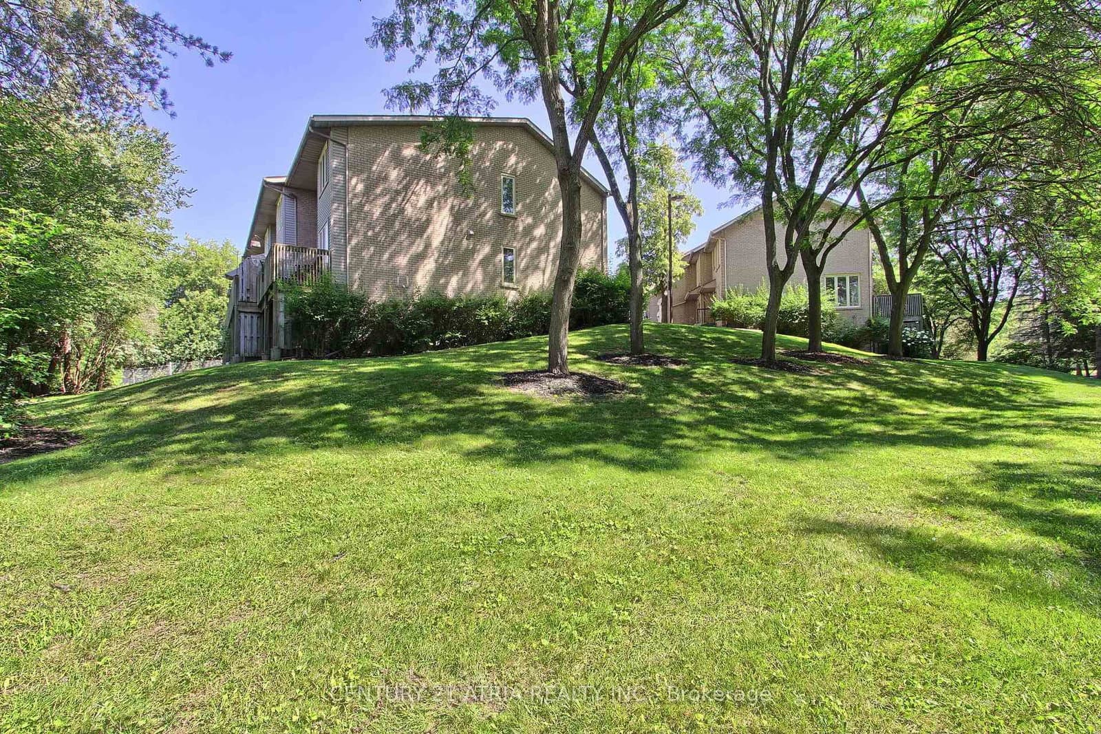 27 Anderson Place thumbnail 38