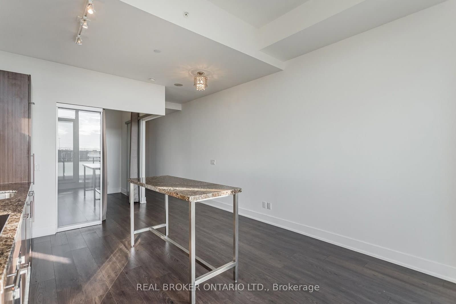 180 Enterprise Boulevard, Unit 610 thumbnail 5