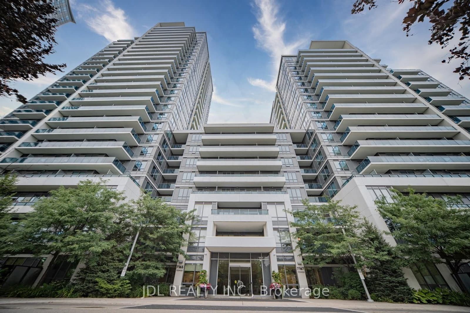 7165 Yonge Street, Unit 902 - Image 1