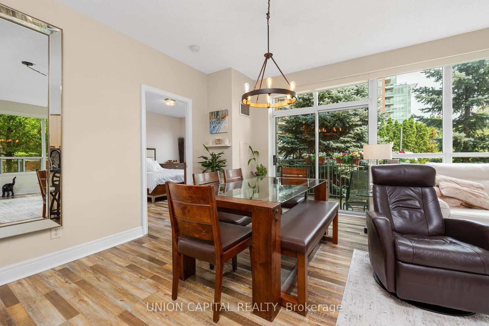 48 Suncrest Boulevard, Unit 102 thumbnail 15