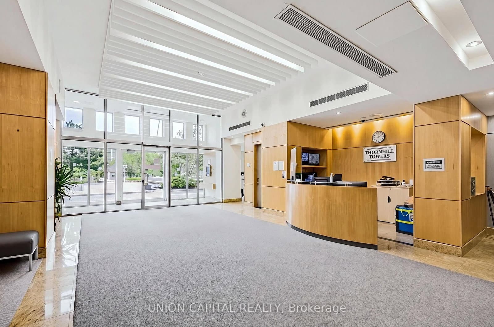 48 Suncrest Boulevard, Unit 102 thumbnail 3