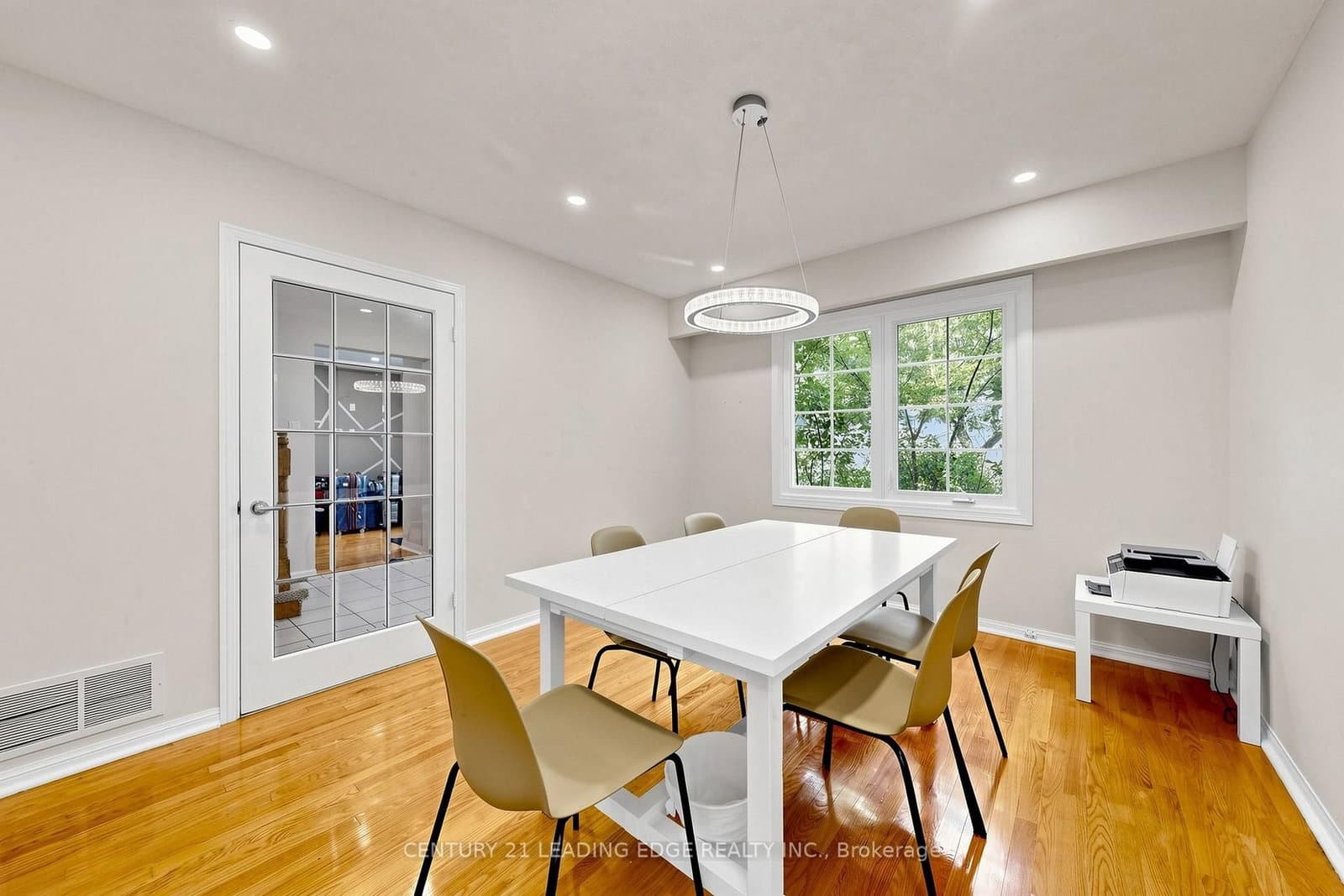 1 Briarwood Road thumbnail 8