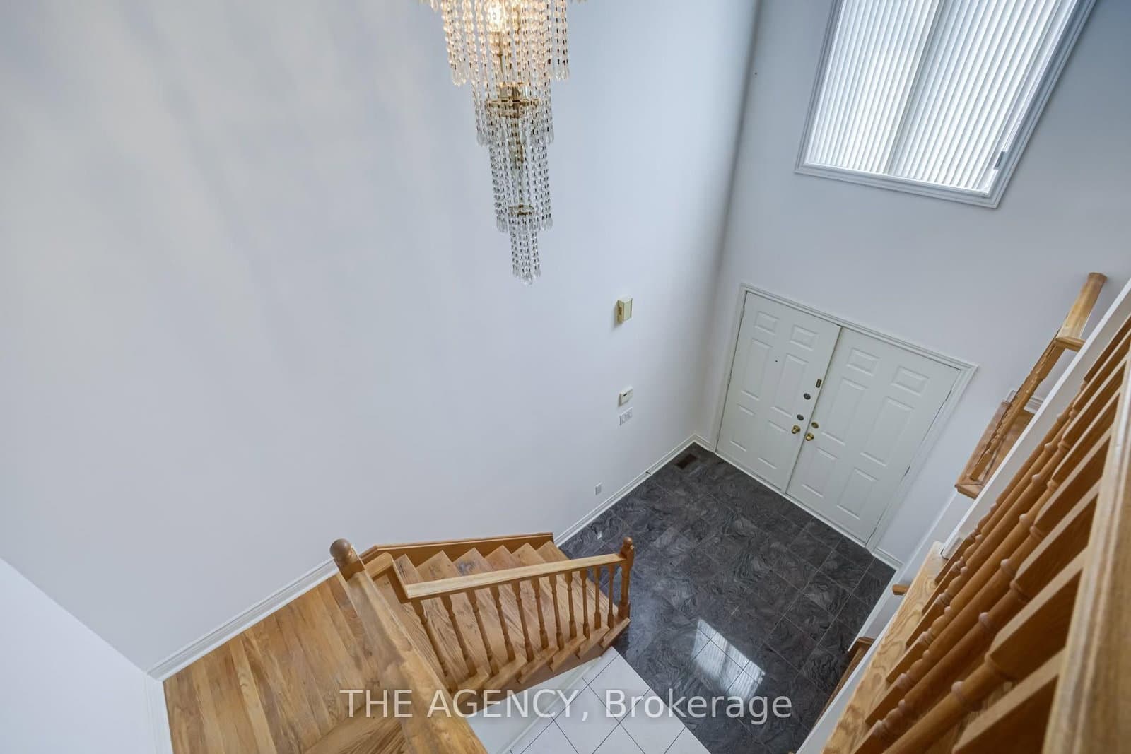 68 Townsgate Drive thumbnail 11