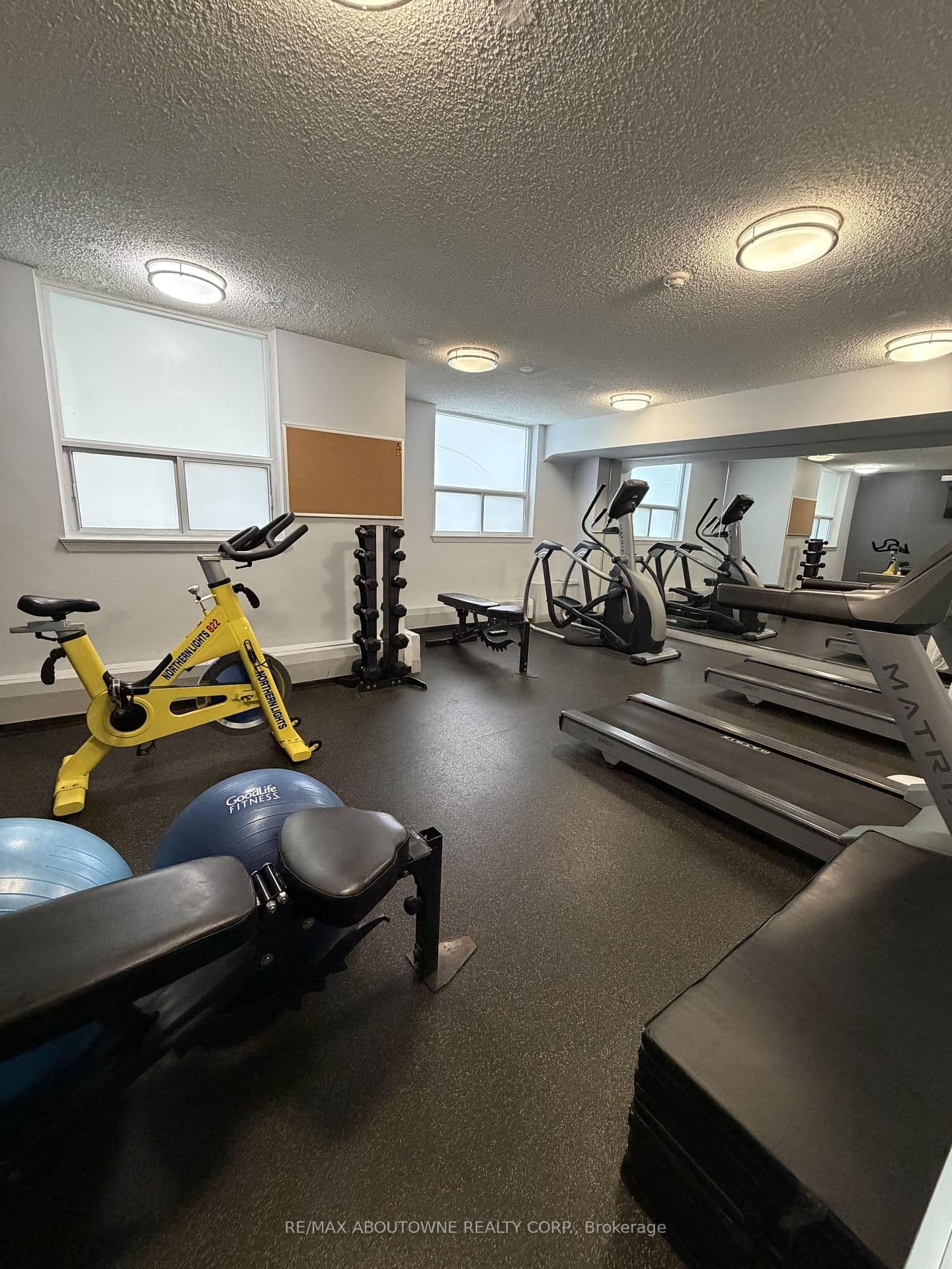 147 Wellington Street W, Unit 614 thumbnail 17