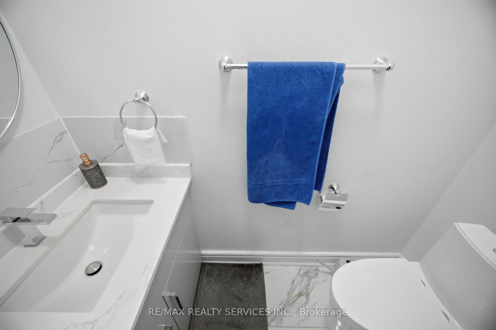 45 Skylark Drive thumbnail 22