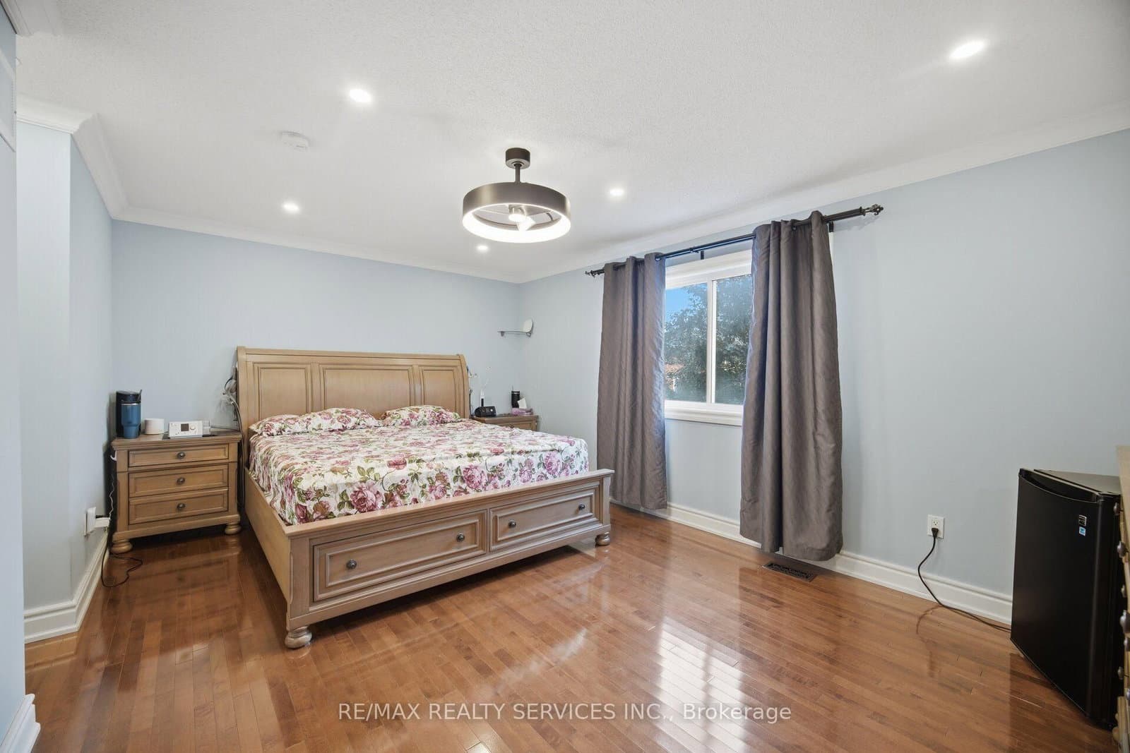 45 Skylark Drive thumbnail 27