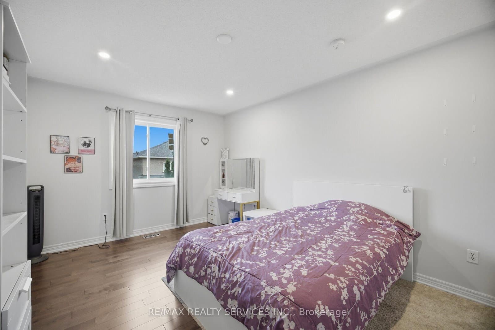 45 Skylark Drive thumbnail 31