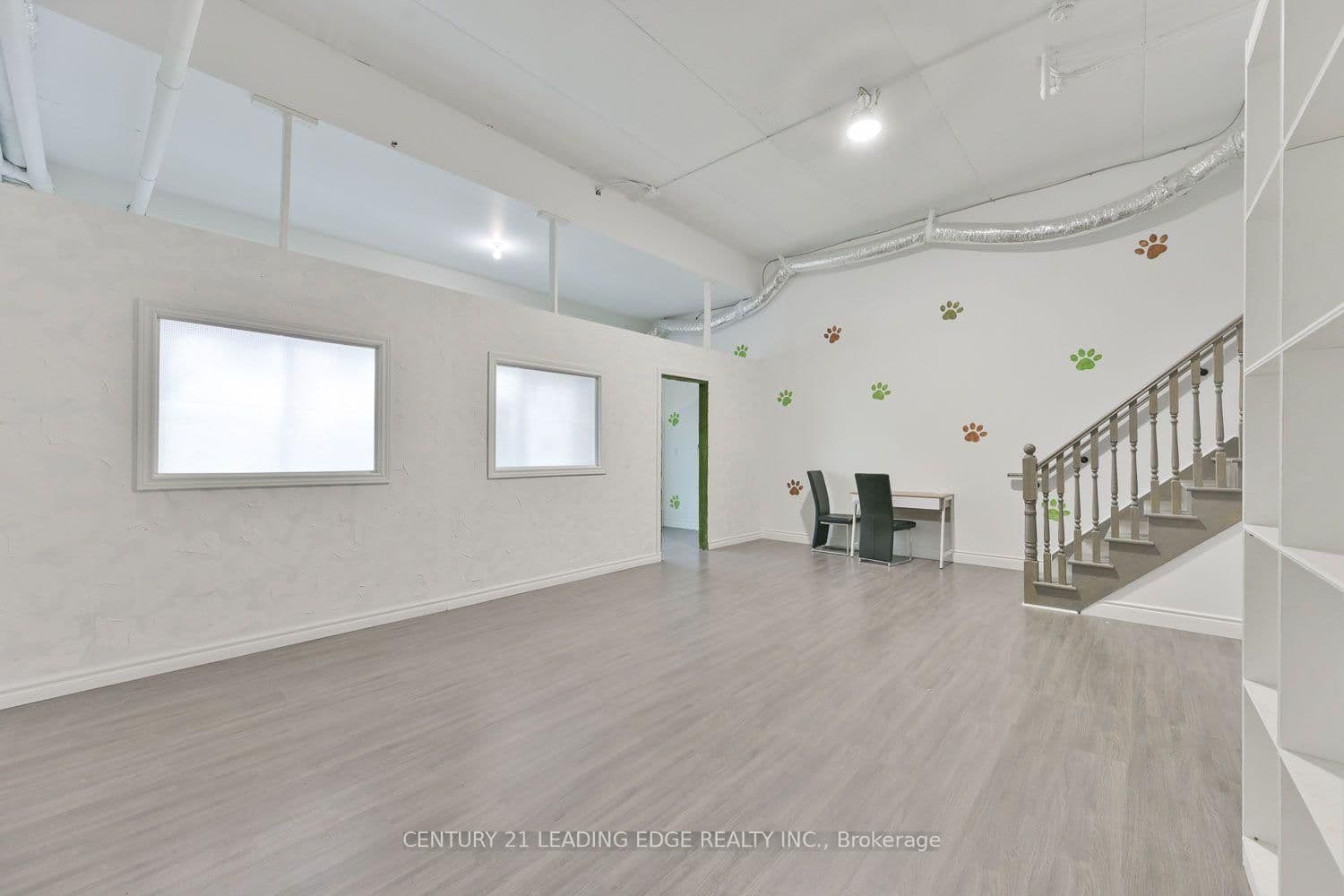 8 Villa Ada Drive thumbnail 25