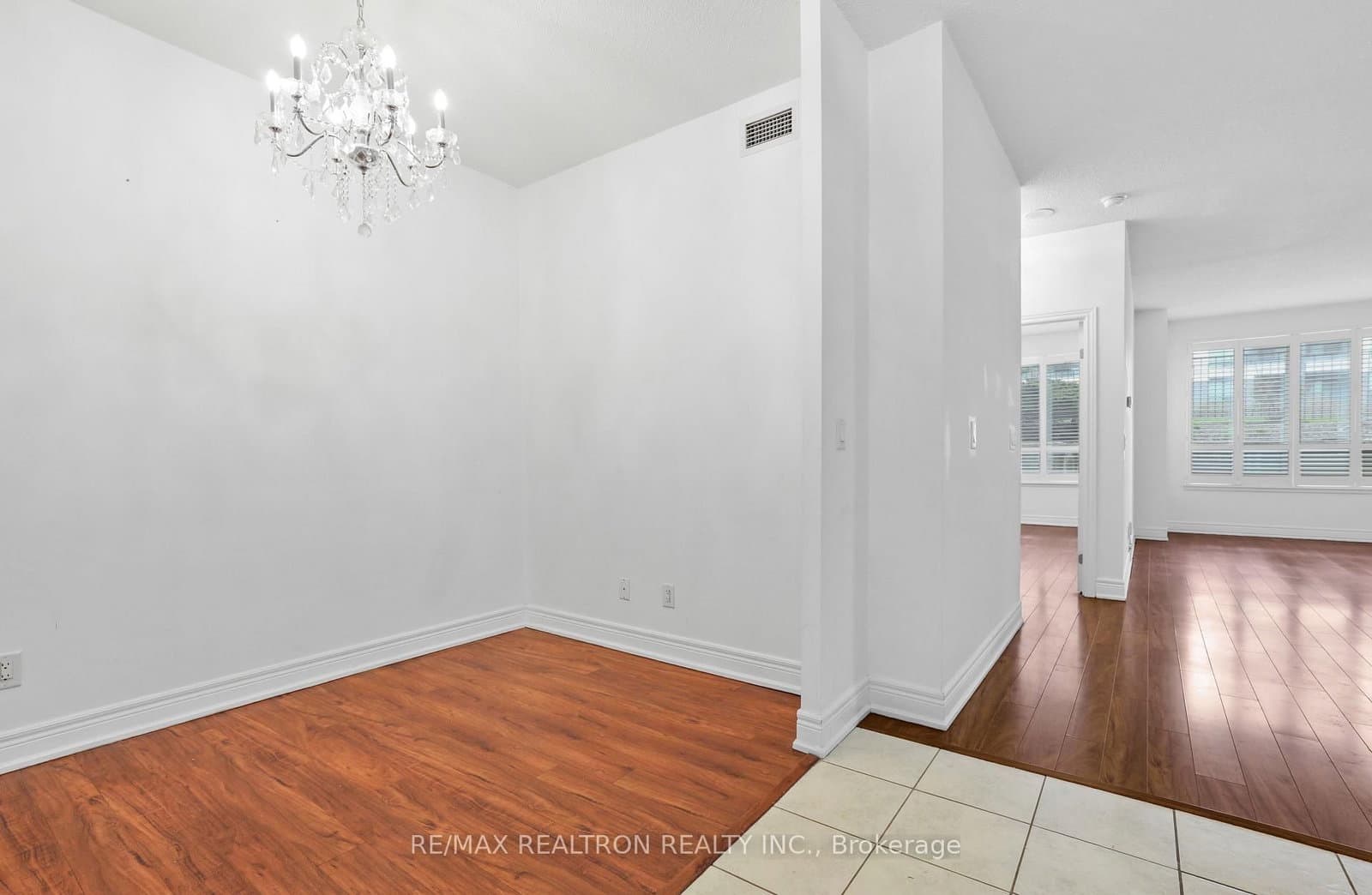 48 Suncrest Boulevard, Unit 112 thumbnail 12