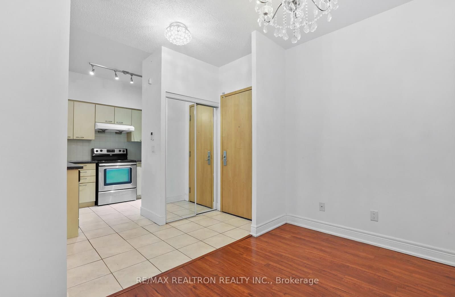 48 Suncrest Boulevard, Unit 112 thumbnail 14