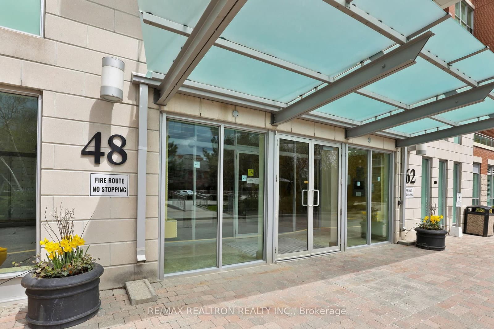 48 Suncrest Boulevard, Unit 112 thumbnail 2