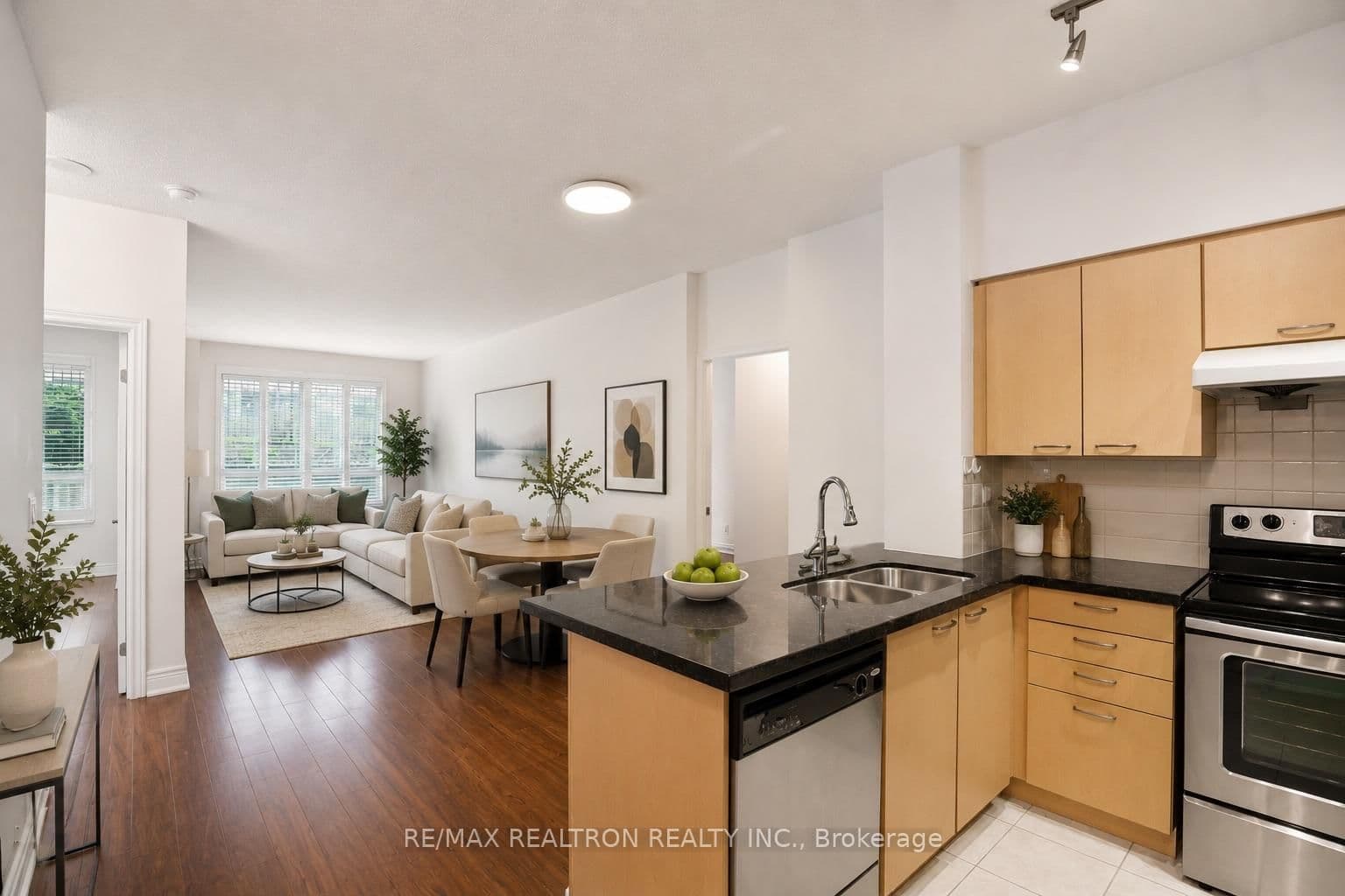 48 Suncrest Boulevard, Unit 112 thumbnail 42