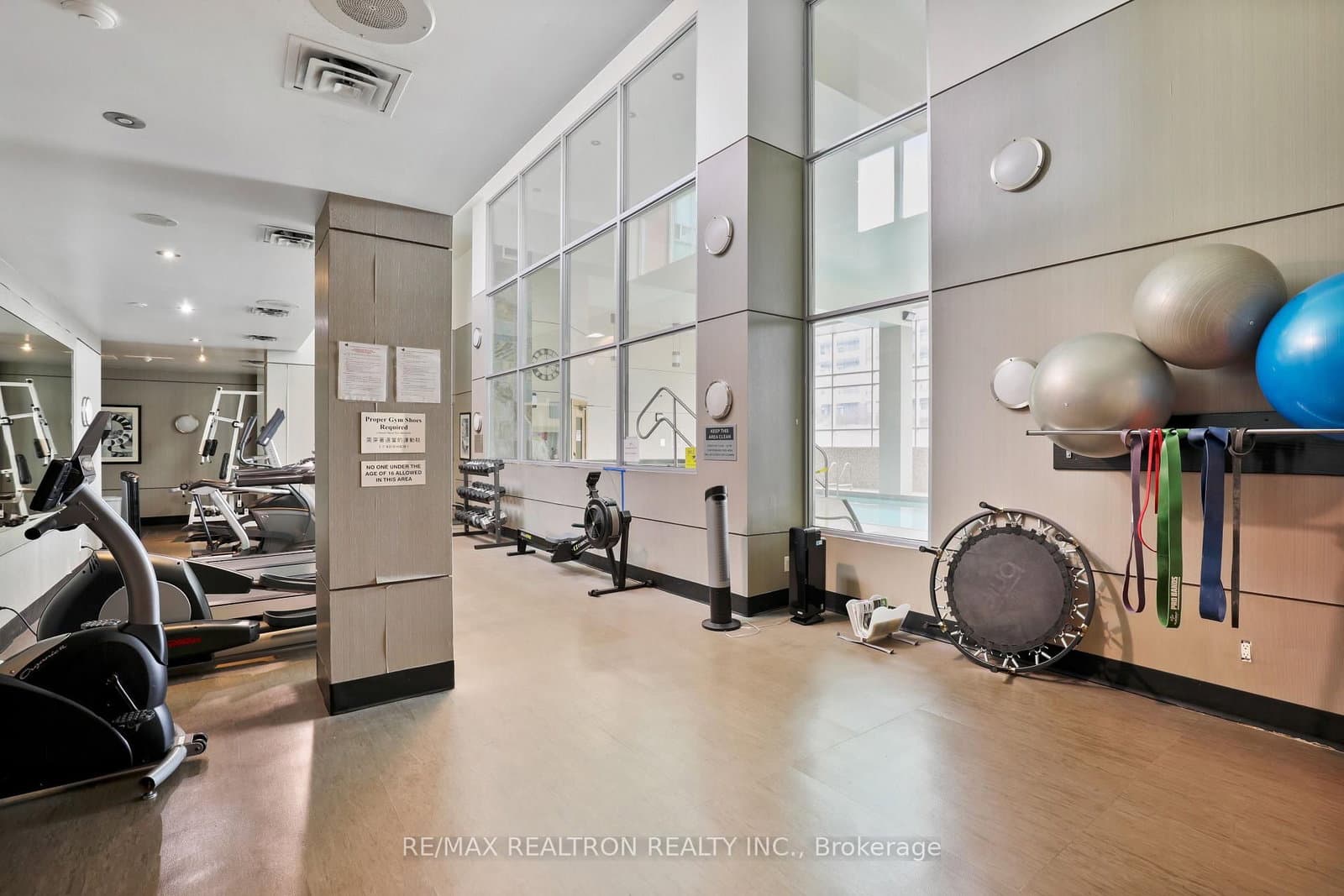 48 Suncrest Boulevard, Unit 112 thumbnail 7