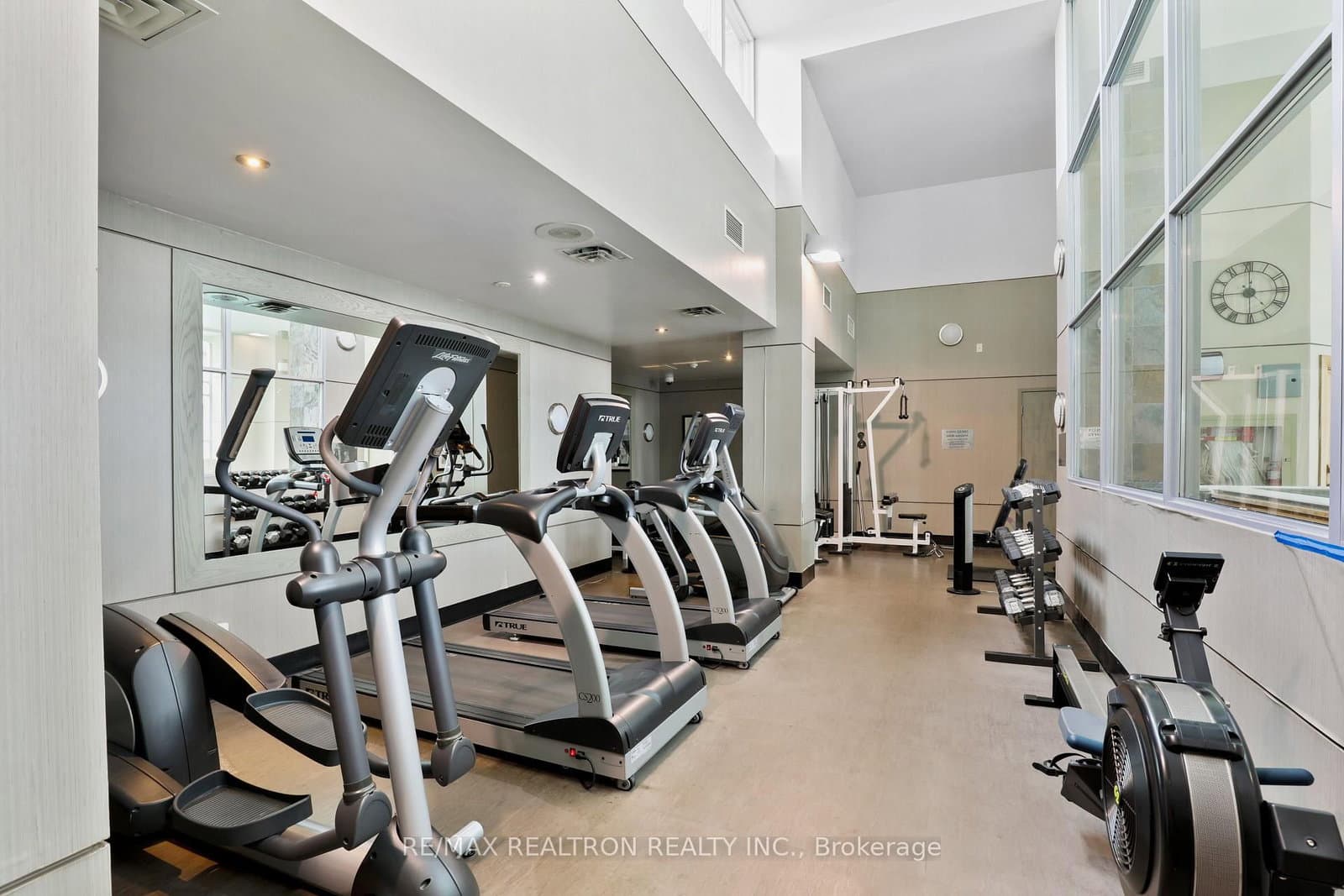 48 Suncrest Boulevard, Unit 112 thumbnail 8