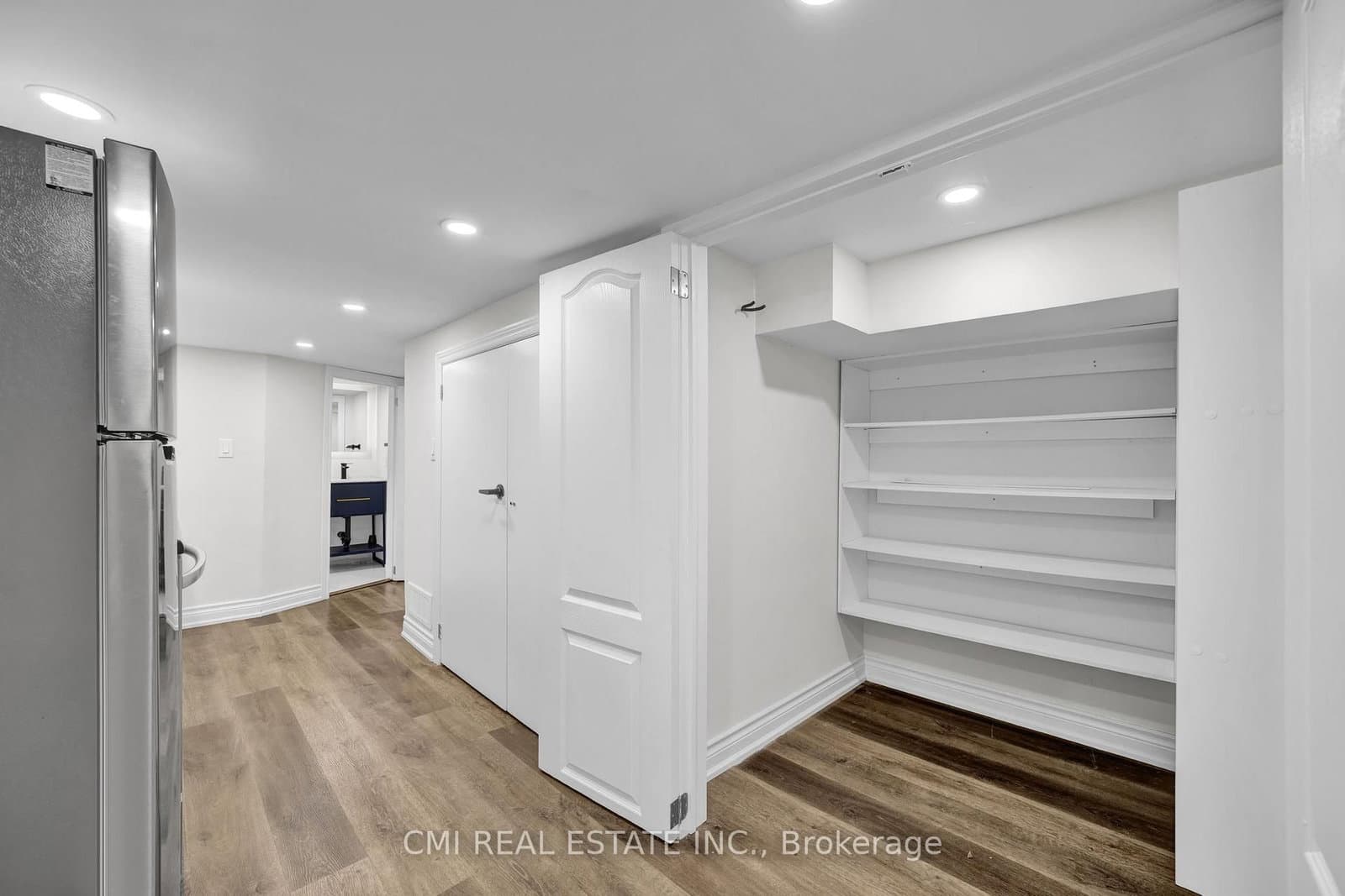153 Clarence Street thumbnail 29