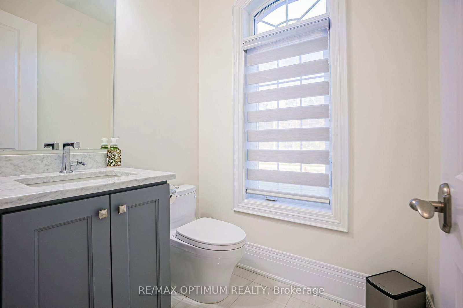 53 Kinburn Crescent thumbnail 11