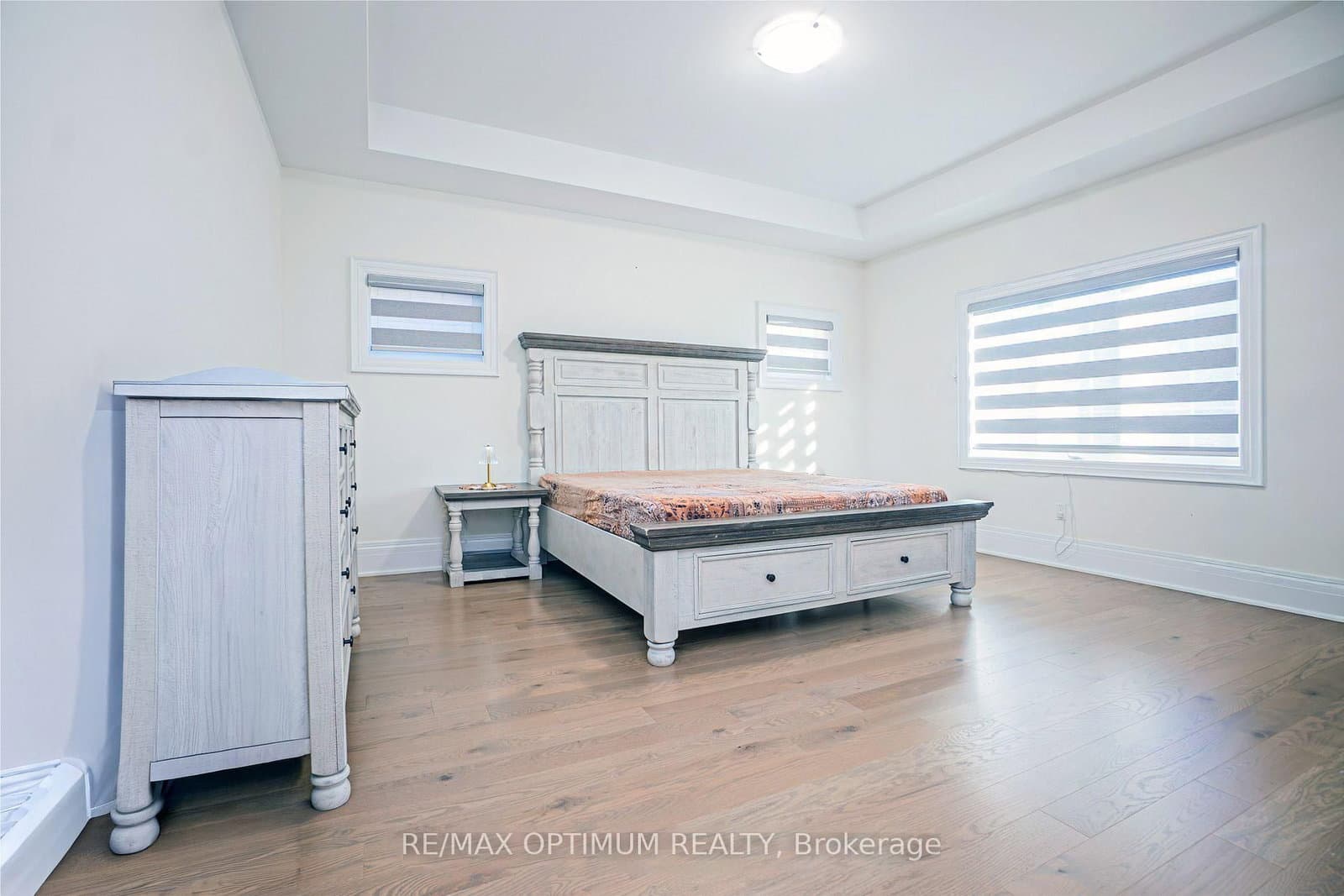 53 Kinburn Crescent thumbnail 14