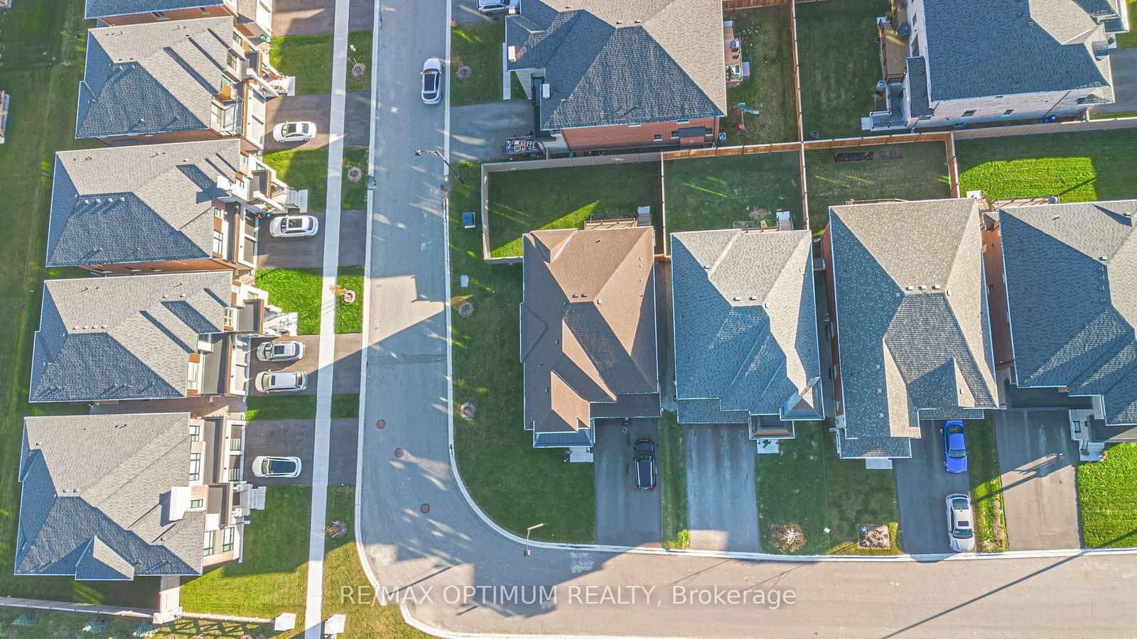 53 Kinburn Crescent thumbnail 34