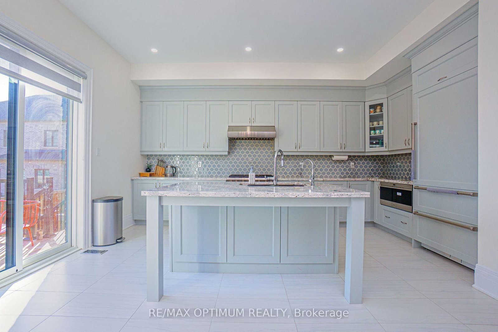 53 Kinburn Crescent thumbnail 6