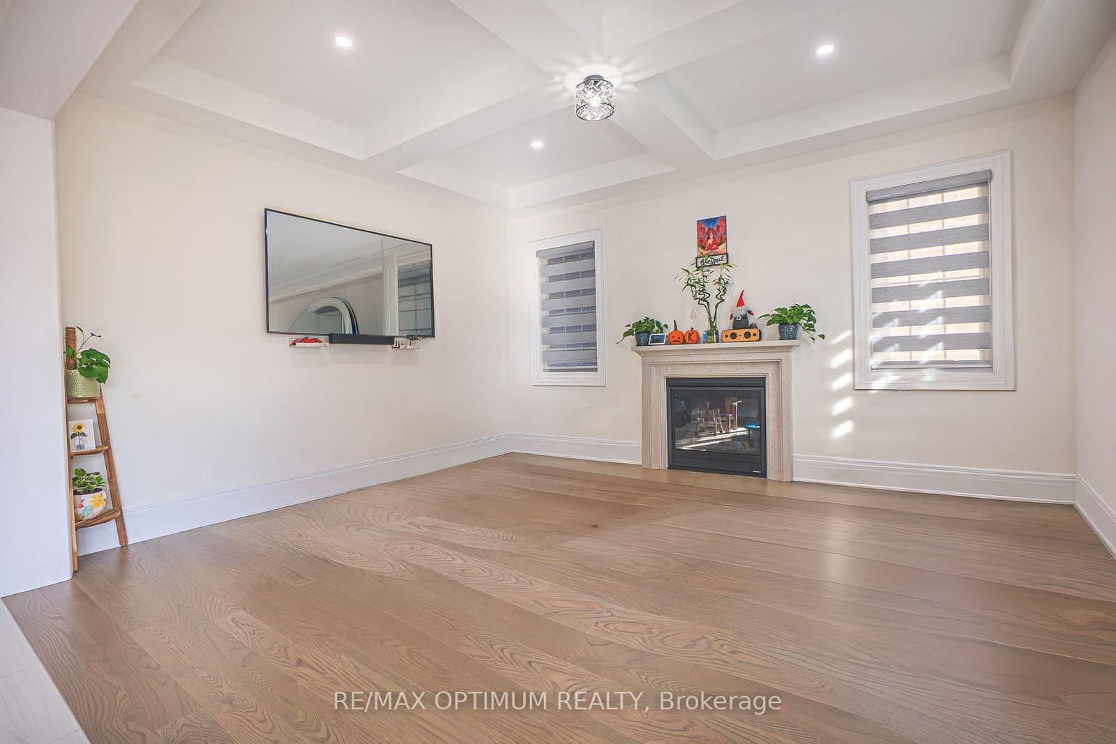 53 Kinburn Crescent thumbnail 8